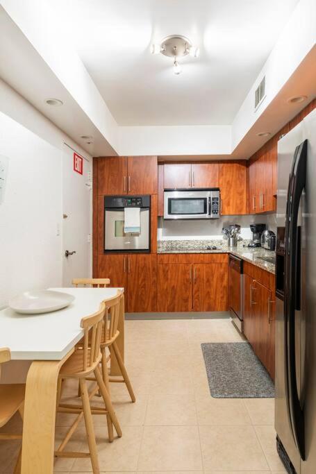 Amazing Apartment On The Beach Голливуд Экстерьер фото