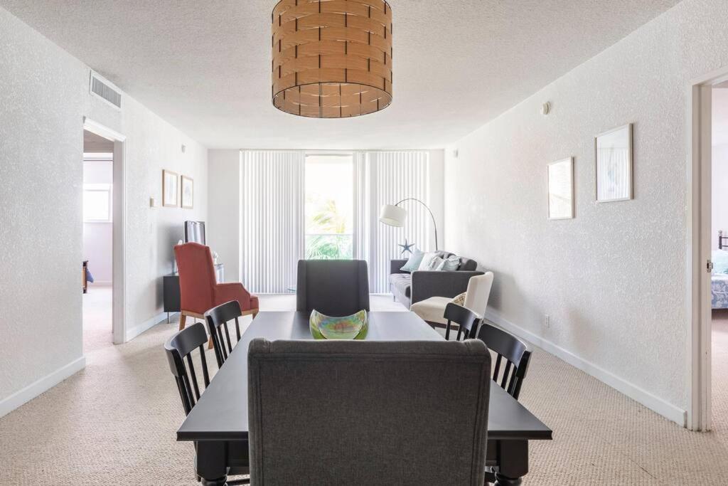 Amazing Apartment On The Beach Голливуд Экстерьер фото